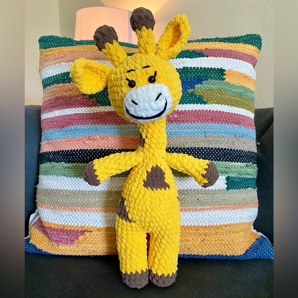 Plush crochet giraffe -  handmade with love! Great gift!